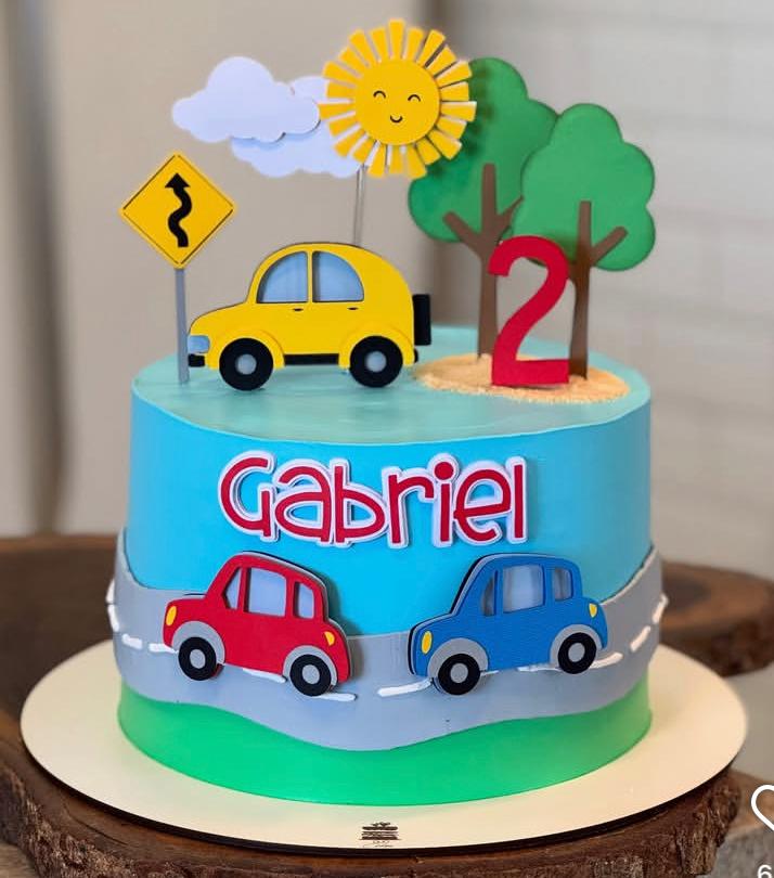 Arquivo de topo de bolo carrinho em camadas