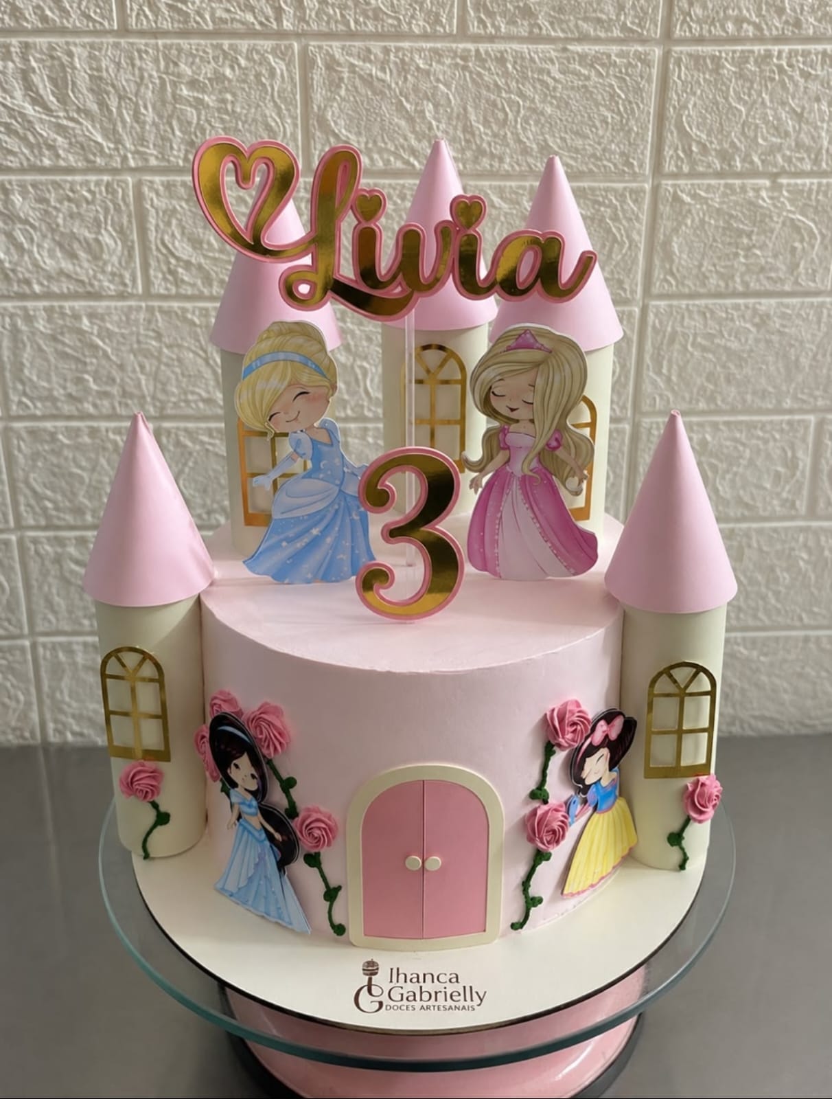 Arquivo de topo de bolo princesas cute e torres 3d